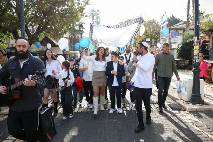 בר מצווה בזכרון יעקב